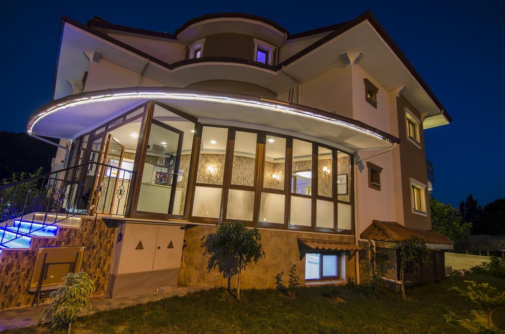 Funda Hotel เกอเจค ภายนอก รูปภาพ
